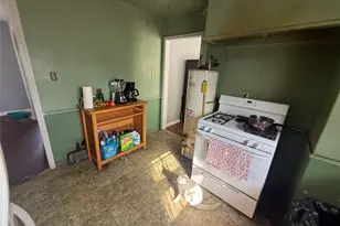 7434 Magnolia St, Houston, TX 77023 - Photo 13