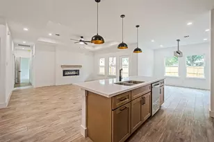 10510 Twin Circles Dr, Montgomery, TX 77381 - Photo 11