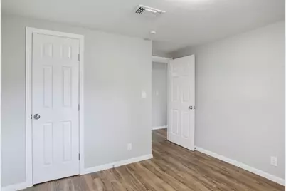 3114 Carolyn Street, Bacliff, TX 77518 - Photo 11