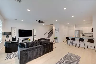 8030 Scanlan Trace, Missouri City, TX 77459 - Photo 5