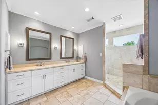 938 Columbia St, Houston, TX 77008 - Photo 5