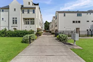 918 Patterson St, Houston, TX 77007 - Photo 3