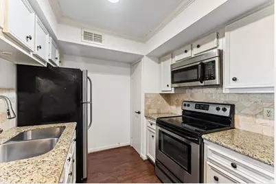 2800 Jeanetta Street #1402, Houston, TX 77063 - Photo 3