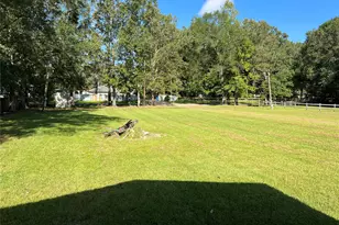 20615 Lazy Creek Dr, New Caney, TX 77357 - Photo 3