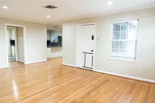 5564 Aspen St, Bellaire, TX 77401 - Photo 3