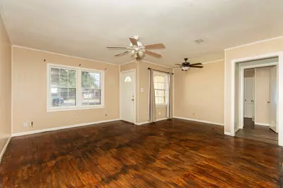 2019 N Avenue H Street N, Freeport, TX 77541 - Photo 5