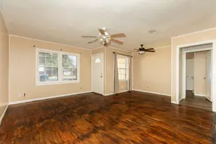 2019 N Ave H Street N, Freeport, TX 77541 - Photo 5