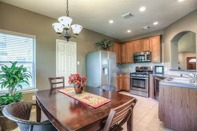 66 W Spindle Tree Circle, The Woodlands, TX 77382 - Photo 1