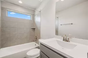 2103 Spring Hollow Dr, Baytown, TX 77521 - Photo 19