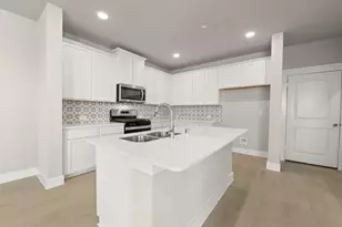 2738 Mariposa Crk Dr, Rosharon, TX 77583 - Photo 5
