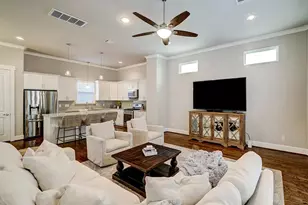 870 Wakefield Dr, Houston, TX 77018 - Photo 9
