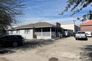 3410 Dunvale Rd, Houston, TX 77063 - Photo 7