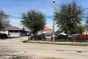 3410 Dunvale Rd, Houston, TX 77063 - Photo 5