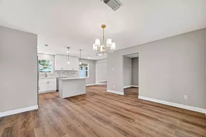 9723 Ebb Street, Houston, TX 77089 - Photo 3