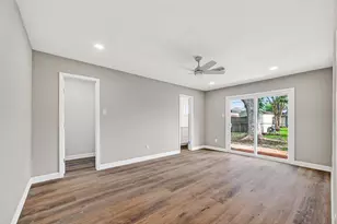 9723 Ebb St, Houston, TX 77089 - Photo 13