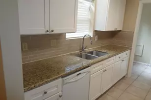 709 Short Mill Run, Conroe, TX 77316 - Photo 11