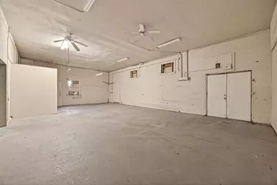 2102 Common Street, Houston, TX 77009 - Photo 9