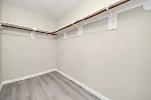 882 Darbydale Crossing Ln, Houston, TX 77090 - Photo 9