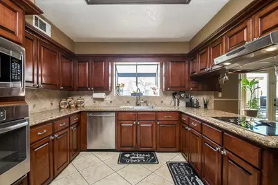 8814 Chelsworth Drive, Houston, TX 77083 - Photo 7
