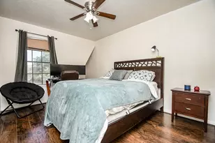 8814 Chelsworth Dr, Houston, TX 77083 - Photo 15