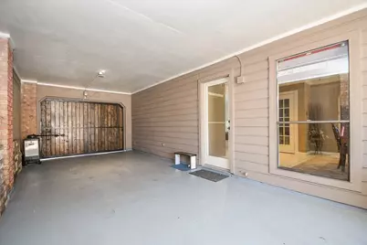 8814 Chelsworth Drive, Houston, TX 77083 - Photo 21