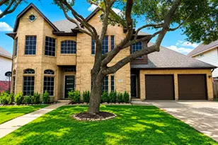 11915 Gardner Park Ln, Sugar Land, TX 77498 - Photo 1