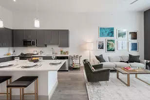 160 Birdsall St, Houston, TX 77007 - Photo 1