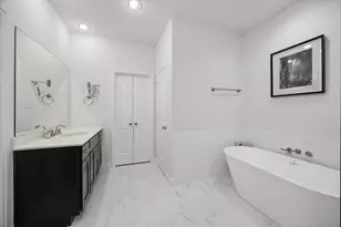 334 W 26th St, Houston, TX 77008 - Photo 17
