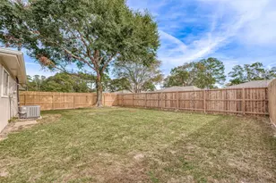 8714 Valley Flag Dr, Houston, TX 77078 - Photo 19