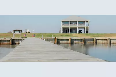 299 Bay Drive, Palacios, TX 77465 - Photo 3