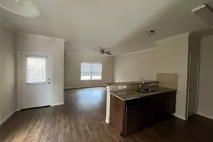 1090 N Colbert St, Dayton, TX 77535 - Photo 3