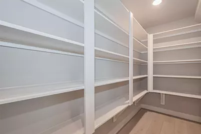 8917 Grovner Place, Houston, TX 77055 - Photo 9
