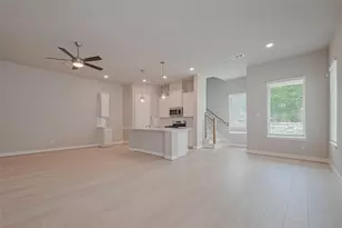 8917 Grovner Pl, Houston, TX 77055 - Photo 3