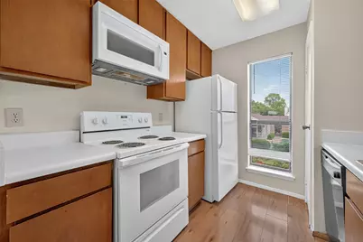 7900 N Stadium Drive #102, Houston, TX 77030 - Photo 5