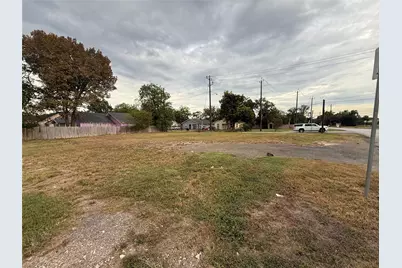 400 N 10th Street, Richmond, TX 77469 - Photo 3