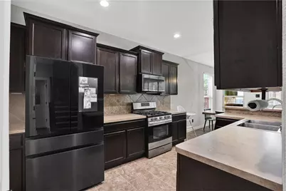 2310 Perkins Crossing Drive, Conroe, TX 77304 - Photo 5