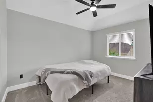 2310 Perkins Crossing Dr, Conroe, TX 77304 - Photo 23
