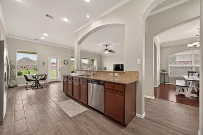 6031 Oxford Lake Drive, Rosenberg, TX 77471 - Photo 11
