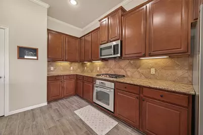 6031 Oxford Lake Drive, Rosenberg, TX 77471 - Photo 9