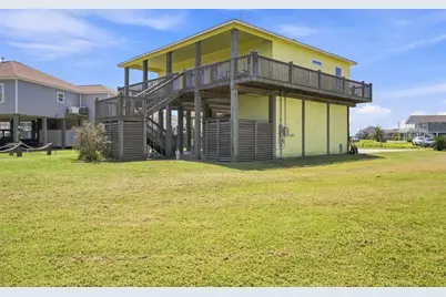 2426 Sand Bar Lane, Crystal Beach, TX 77650 - Photo 3
