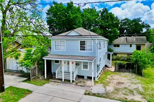 307 S 79th St, Houston, TX 77012 - Photo 3