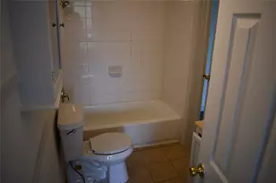 307 S 79th St, Houston, TX 77012 - Photo 21