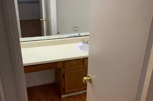 5622 Gineridge Dr, Houston, TX 77053 - Photo 9
