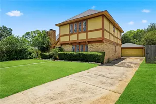 12358 Gainsborough Dr, Houston, TX 77031 - Photo 3