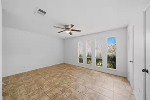 12358 Gainsborough Dr, Houston, TX 77031 - Photo 5