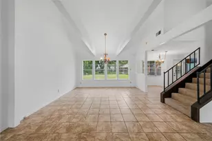 12358 Gainsborough Dr, Houston, TX 77031 - Photo 11
