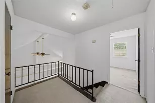 12358 Gainsborough Dr, Houston, TX 77031 - Photo 19