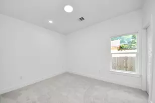 8109 Hamlet St, Houston, TX 77078 - Photo 25