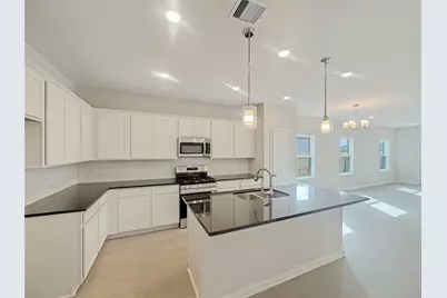 1610 River Scene Trail, Dayton, TX 77535 - Photo 5