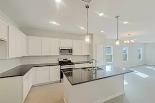1610 River Scene Trl, Dayton, TX 77535 - Photo 5